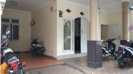 Dijual rumah tinggal dan ada kamar kost nya, Tubagus Ismail - Bandung