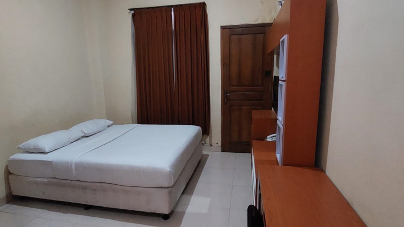 KOST EXCLUSIVE 35 KAMAR HANYA BEBERAPA LANGKAH DARI KAMPUS UGM, DI JL PANDEGA MARTA