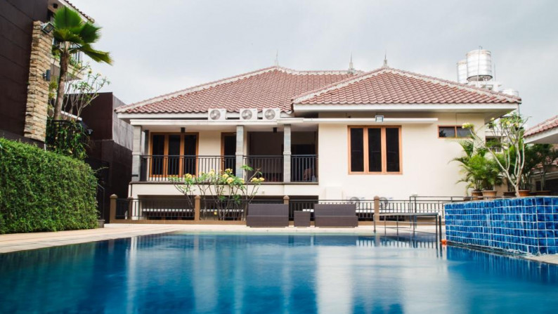 Fully furnished Villa for Rent di Area Sutami Bandung