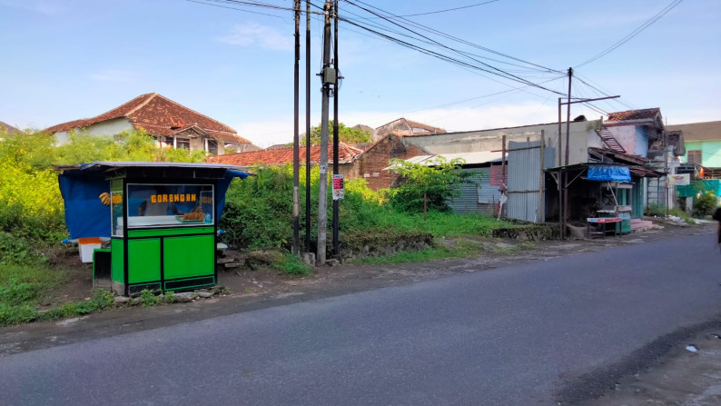 Tanah 547 Meter Persegi Di Jl Babarsari Dekat Kampus Atmaja dan YKPN