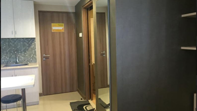 1 Unit Apartemen Full Furnish Di Student Park Lokasi Strategis Hanya Beberapa Meter Dari YKPN