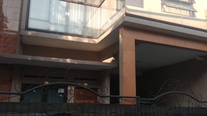 Dijual cepat rumah minimalis, Sariwangi -  Bandung