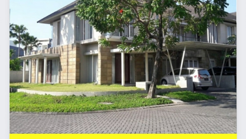 Dijual Rumah Royal Residence Crown Hill - TerDePAN Gate Utama - Taman Luas - Garasi Carport 3 Mobil