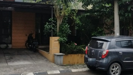 Rumah siap huni, lingkungan nyaman dan aman dalam Cluster di Graha Bintaro.