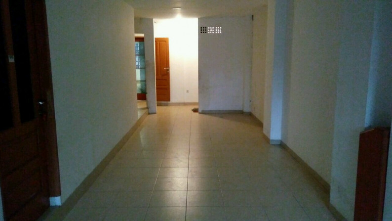 Rumah Nyaman Mewah & Cantik Area Ampera Jakarta Selatan