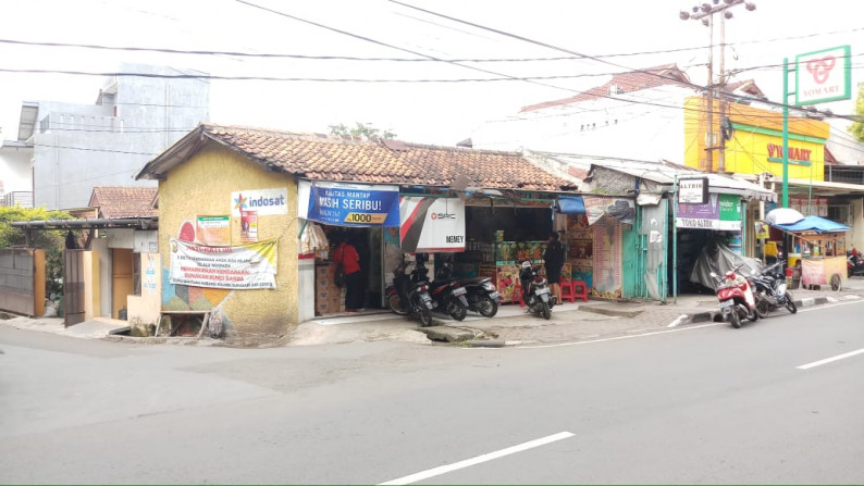 Rumah hoek di mainroad Sarijadi , Bandung