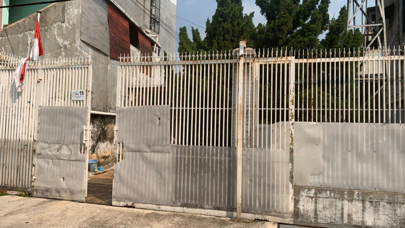 Dijual Rumah hunian Jl. Otista Raya 82 / 19