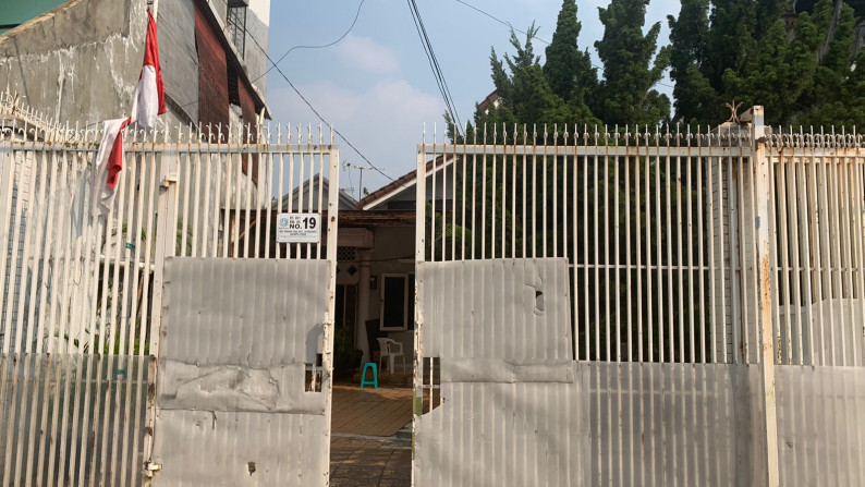 Dijual Rumah hunian Jl. Otista Raya 82 / 19