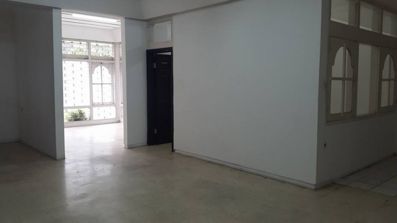 RUMAH USAHA/ KANTOR di Jl. Dr Hatta, Sayap Cihampelas harga fantastis