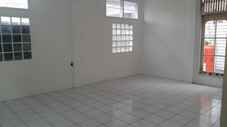 RUMAH USAHA/ KANTOR di Jl. Dr Hatta, Sayap Cihampelas harga fantastis