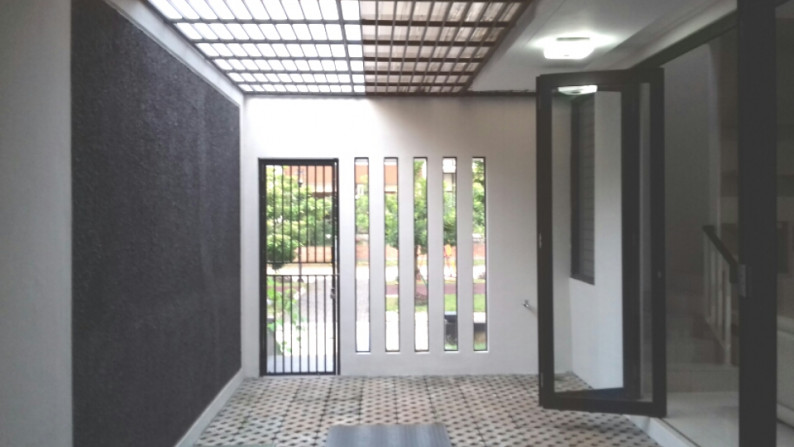 Rumah Keren Dalam Cluster di Bintaro Jaya sektor 9