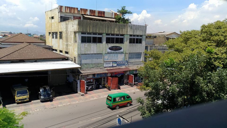 RUKO BARU 3 LANTAI DI MOH.TOHA MAINROAD AREA KOMERSIAL DAN STRATEGIS BUAT SEGALA JENIS USAHA