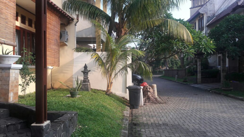 Rumah Bagus Dalam Cluster Di Baliview Cirendeu