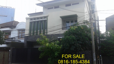 Brand new house in Taman Kedoya Baru near toll access