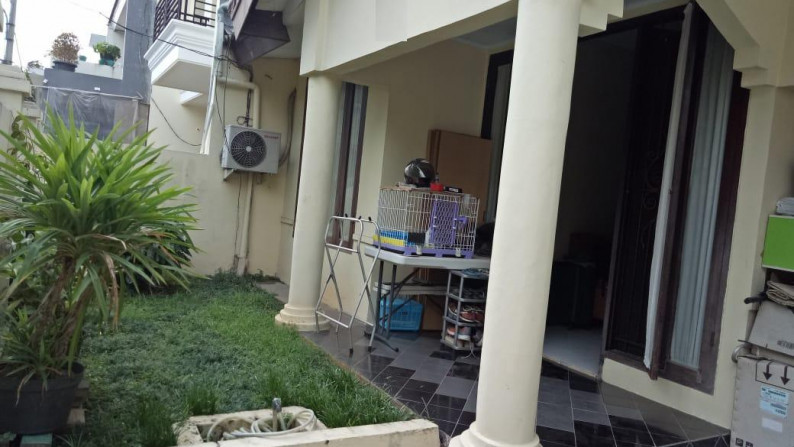 Rumah Siap huni yang Mungil tapi nyaman dan Aman di cluster Bintaro 9.