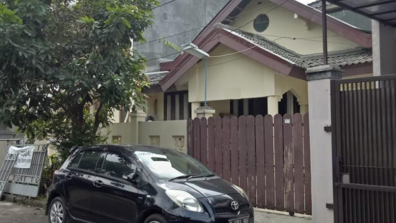 Rumah Siap huni yang Mungil tapi nyaman dan Aman di cluster Bintaro 9.