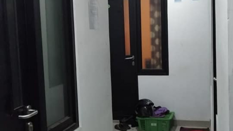 LANGKA GEDUNG KOST BARU 40 KAMAR PLUS KAMAR MANDI DALAM, DI DEKAT ASIA AFRIKA !!