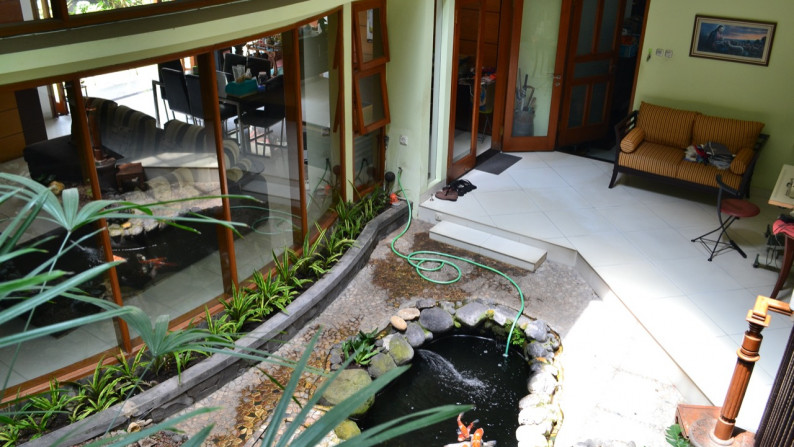 Dijual Rumah di Setraduta Hegar Kota Bandung