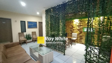 LANGKA! Murah! Guest House 3 lantai Terawat DI Sayap  Paskal Pasirkaliki Full furnished! Jual