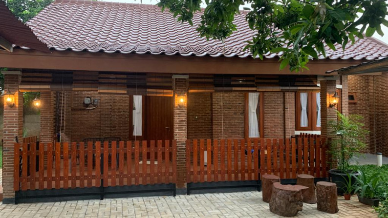 Rumah Etnik Kayu, Siap Huni dan Strategis @Jl Swadaya, Pondok Aren