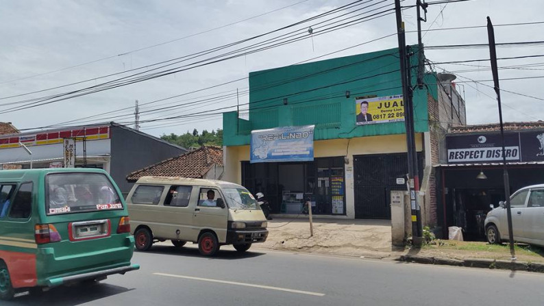 Dijual Rumah Kost dan usaha, di Jalan Raya Padalarang Ciburuy