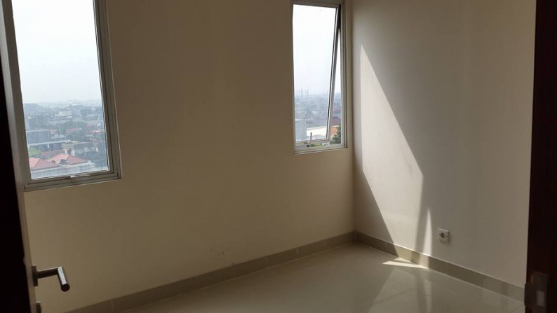 APARTMENT SUDIRMAN SUITES 2 BR CORNER DIJUAL HARGA DI BAWAH PASAR, LOKASI TENGAH KOTA STRATEGIS