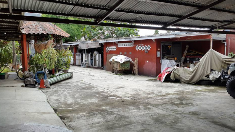 RUMAH 2 Lantai di Sukawarna II, Sayap Pasteur Murah dan luas lapang.