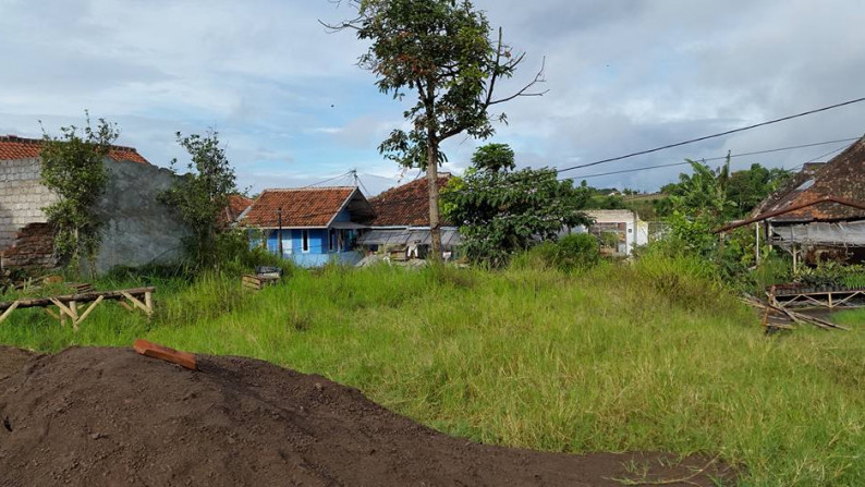 Tanah dengan harga menarik fantastis di Jalan Mainroad Sersan Bajuri, Sayap Setiabudhi