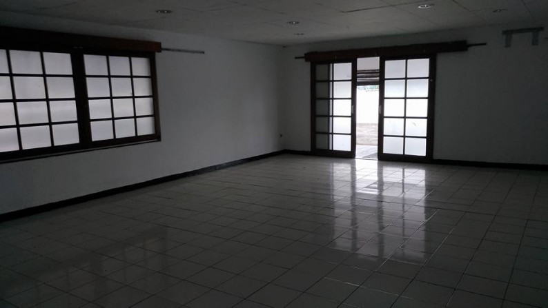 RUKAN/ GEDUNG DI SOEKARNO HATTA, SEBRANG METRO MALL, STRATEGIS BUAT SEGALA USAHA