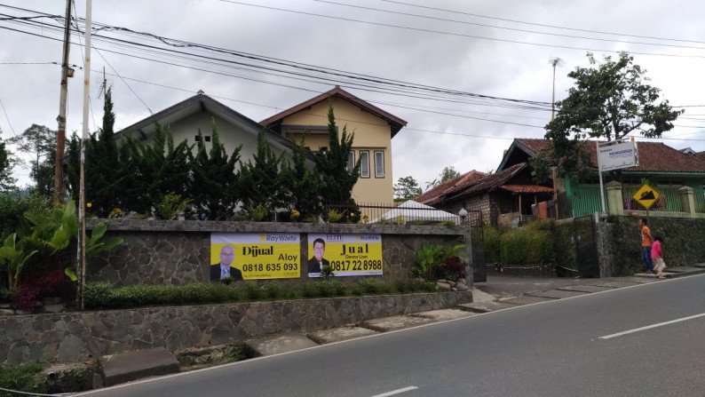 guest house penginapan pemondokan hostel inn villa lembang cikole tangkuban perahu gunung putri jual