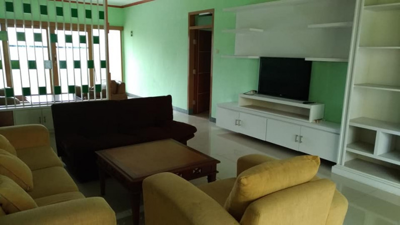 RARE!! Rumah Furnished di Lokasi Emas Jln Bengawan Mainroad,sayap Riau Strategis Mantap!!