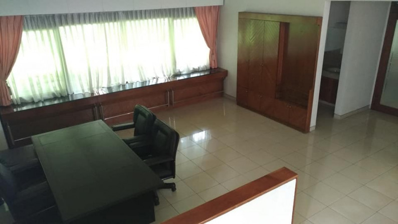 RARE! RUMAH MEWAH BESAR 2,5 LANTAI FURNISHED BUDISARI, SETIABUDI DISEWAKAN