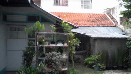 Langka,HARGA  FANTASTIS !! Rumah KOST di SAYA SURYASUMANTRI, 1 MIN KE MARANATHA!!