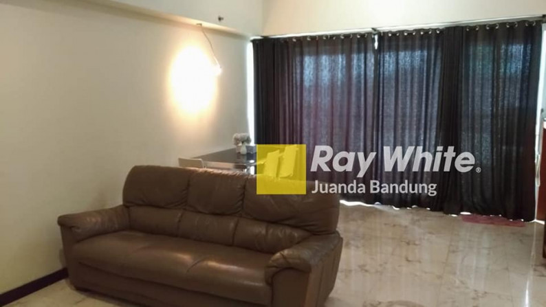 HOT PRICE !Apartment 3BR di Braga Citywalk, Braga Mainroad, strategis di tengah kota, Sewa!