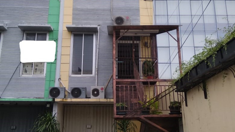 Ruko Siap Pakai, Pinggir Jalan, dan Kawasan Ramai @Veteran Raya, Tanah Kusir