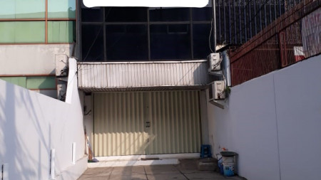 Ruko Siap Pakai, Lokasi Pinggir Jalan Raya, dan Slot Parkir Sendiri @Mampang Prapatan, Jak Sel