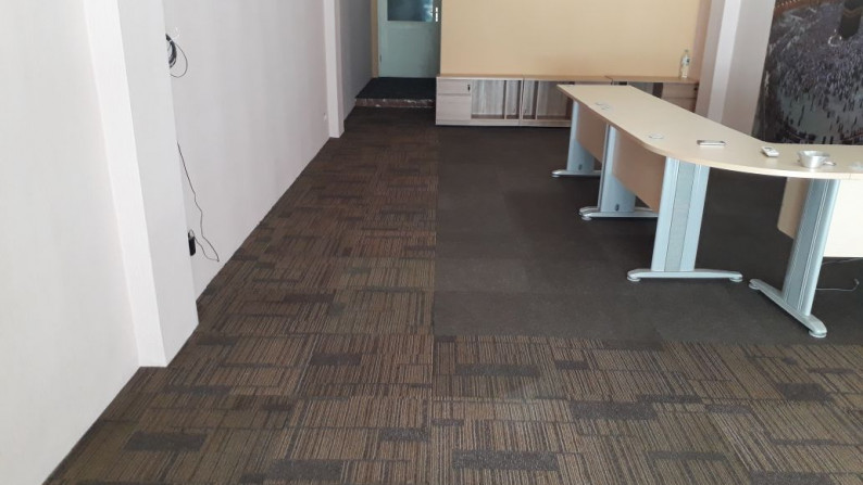 Ruko Siap Pakai, Lokasi Pinggir Jalan Raya, dan Slot Parkir Sendiri @Mampang Prapatan, Jak Sel