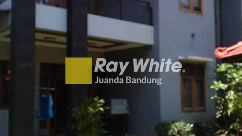 LANGKA HARGA FANTASTIS!! RUMAH 2 Lantai Semifurnished di BATUNUNGGAL INDAH, TERAWAT DAN PRIMA!!