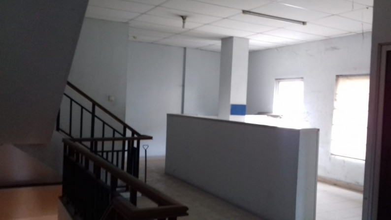 Ruko Siap Pakai, Kawasan Ramai, dan Strategis @Ruko Golden Madrid, BSD