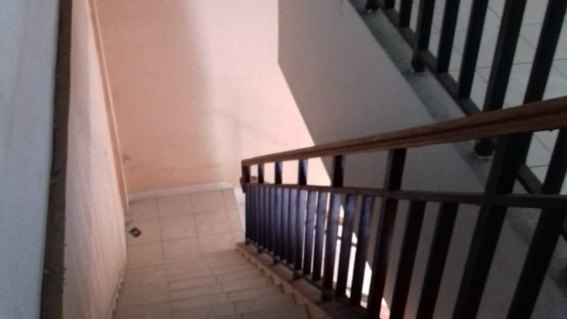 Ruko Siap Pakai, Kawasan Ramai, dan Strategis @Ruko Golden Madrid, BSD
