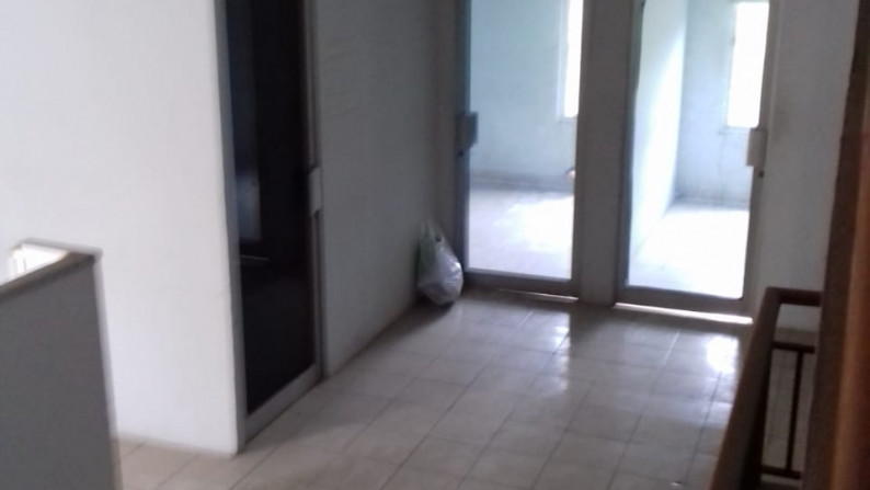 Ruko Siap Pakai, Kawasan Ramai, dan Strategis @Ruko Golden Madrid, BSD