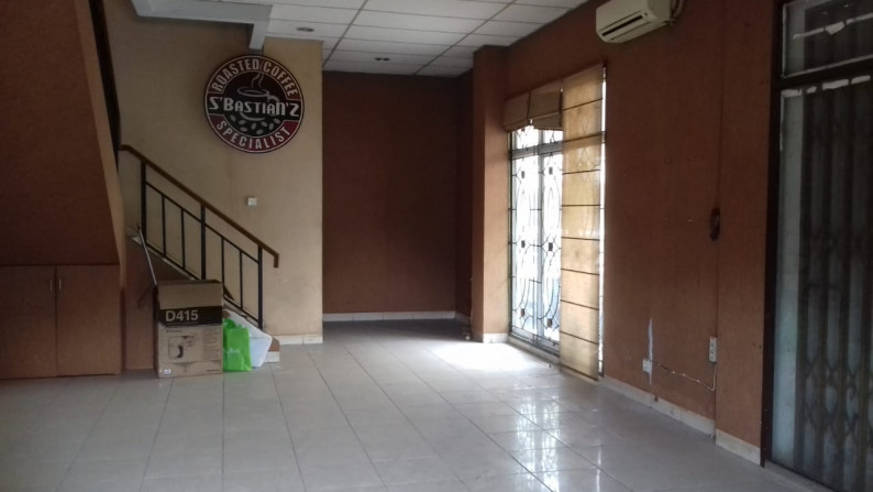 Ruko Siap Pakai, Kawasan Ramai, dan Strategis @Ruko Golden Madrid, BSD
