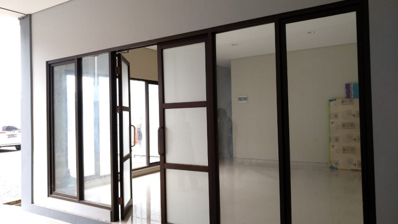 Gudang Siap Pakai, Kawasan Industri, dan Strategis @Jl Wibawa Mukti, Bekasi