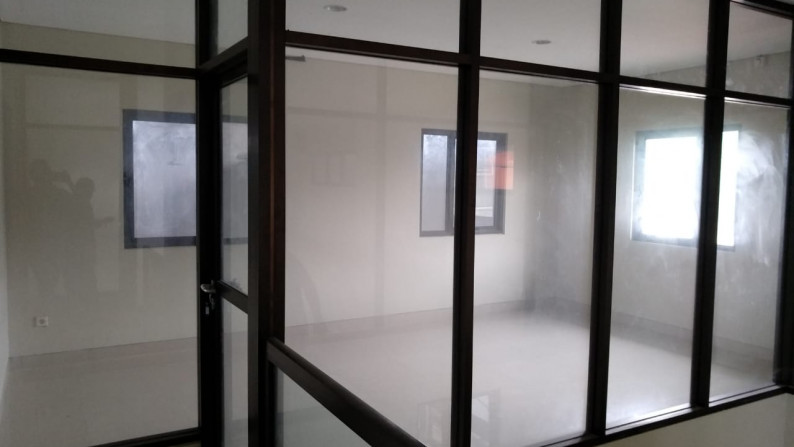 Gudang Siap Pakai, Kawasan Industri, dan Strategis @Jl Wibawa Mukti, Bekasi