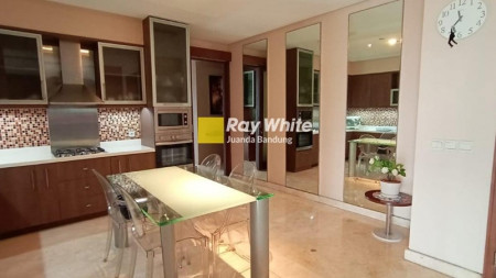 LANGKA! APARTMENT LUX 4BR HOEK FULL FURNISHED DAGO BUTIK