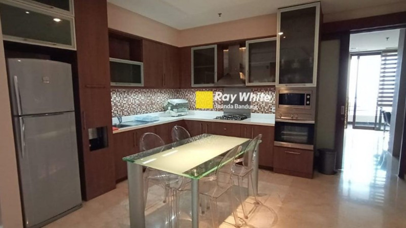 LANGKA! APARTMENT LUX 4BR HOEK FULL FURNISHED DAGO BUTIK