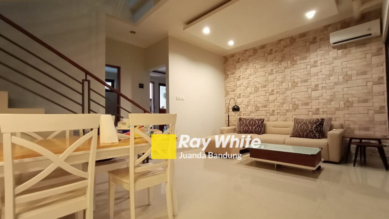 Rumah Lux 2 Lantai di Setra Murni Full Furnished