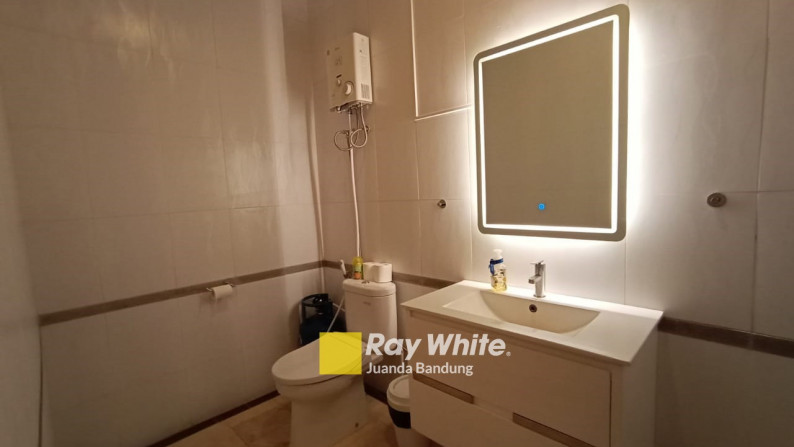 Rumah Lux 2 Lantai di Setra Murni Full Furnished