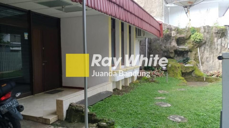 Harga Menarik sewa Rumah 1 lantai SemiFurnished bersih- terawat di Budisari,Setiabudi!!