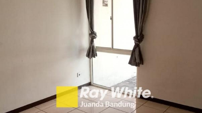 LANGKA& Murah ! Rumah 1 lantai di KBP siap huni disewakan!